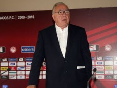 Ολυμπιακός: Στα γραφεία της ΠΑΕ ξανά ο Κόκκαλης