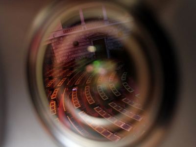 «Λαβράκια» από τη λίστα των 54.000 προσώπων