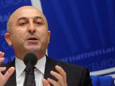 «Οι απελάσεις υποδαυλίζουν ξενοφοβικά αισθήματα»