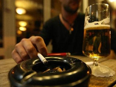 «Δημοψήφισμα» για το κάπνισμα στην Κρήτη «Δημοψήφισμα» για το κάπνισμα στην Κρήτη