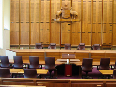 Δικαστική μάχη για τον ομογενή γερουσιαστή