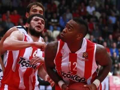 «Πρέπει να είμαστε συγκεντρωμένοι με τον Ίκαρο»