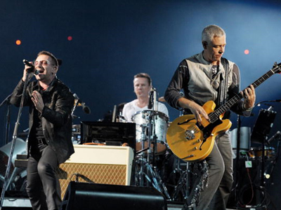 «Έσπασαν» τα ταμεία οι U2 «Έσπασαν» τα ταμεία οι U2