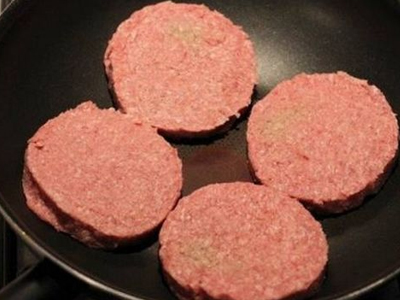 Έρευνα σε 3 εταιρείες για ενδεχόμενη διακίνηση κρέατος με DNA αλόγου