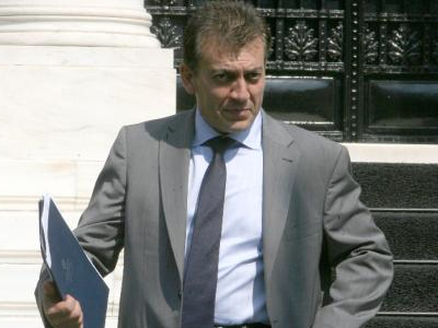 Εκ νέου συνάντηση Βρούτση-τροϊκανών