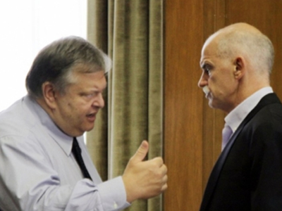 Πολυμέτωπη κόντρα Βενιζέλου στο ΠΑΣΟΚ