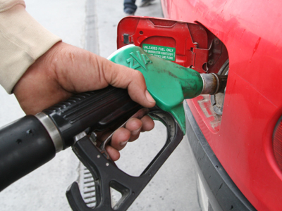 Αυξήθηκε η τιμή της χονδρικής, μειώθηκε της λιανικής