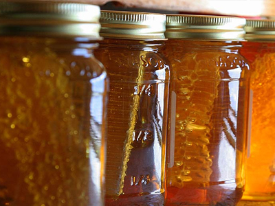 Μαρούσι: Μέλι,  ελαιόλαδο και πατάτες σε τιμή παραγωγού