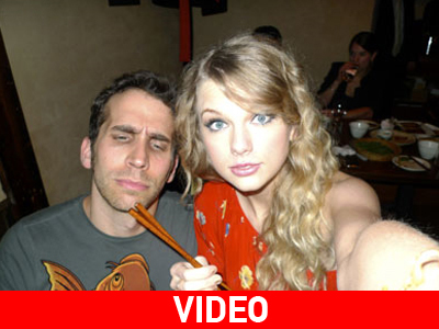 Taylor Swift η… κοσμογυρισμένη Taylor Swift η… κοσμογυρισμένη