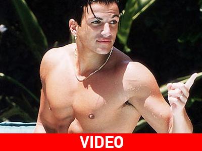 Ούτε σωσίες της δεν θέλει να βλέπει! Ούτε σωσίες της δεν θέλει να βλέπει!