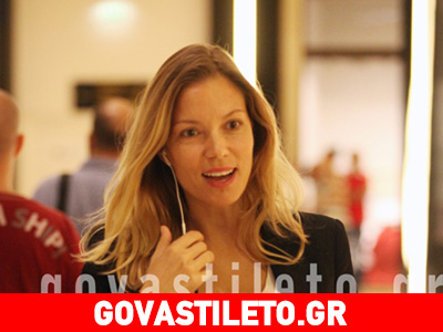 Με shopping therapy ξεπερνά το διαζύγιο της η Βίκυ Καγιά