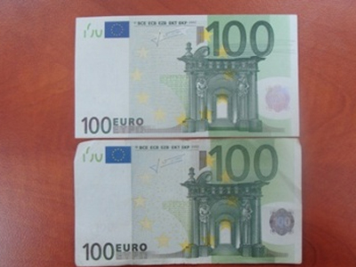 «Πιάστηκε» με πλαστά χαρτονομίσματα