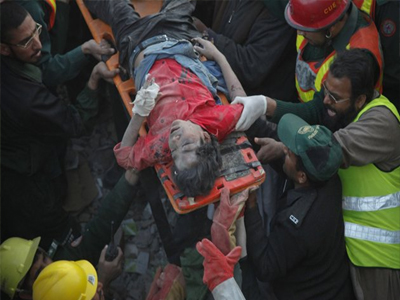 Αυξάνονται οι νεκροί στο Πακιστάν