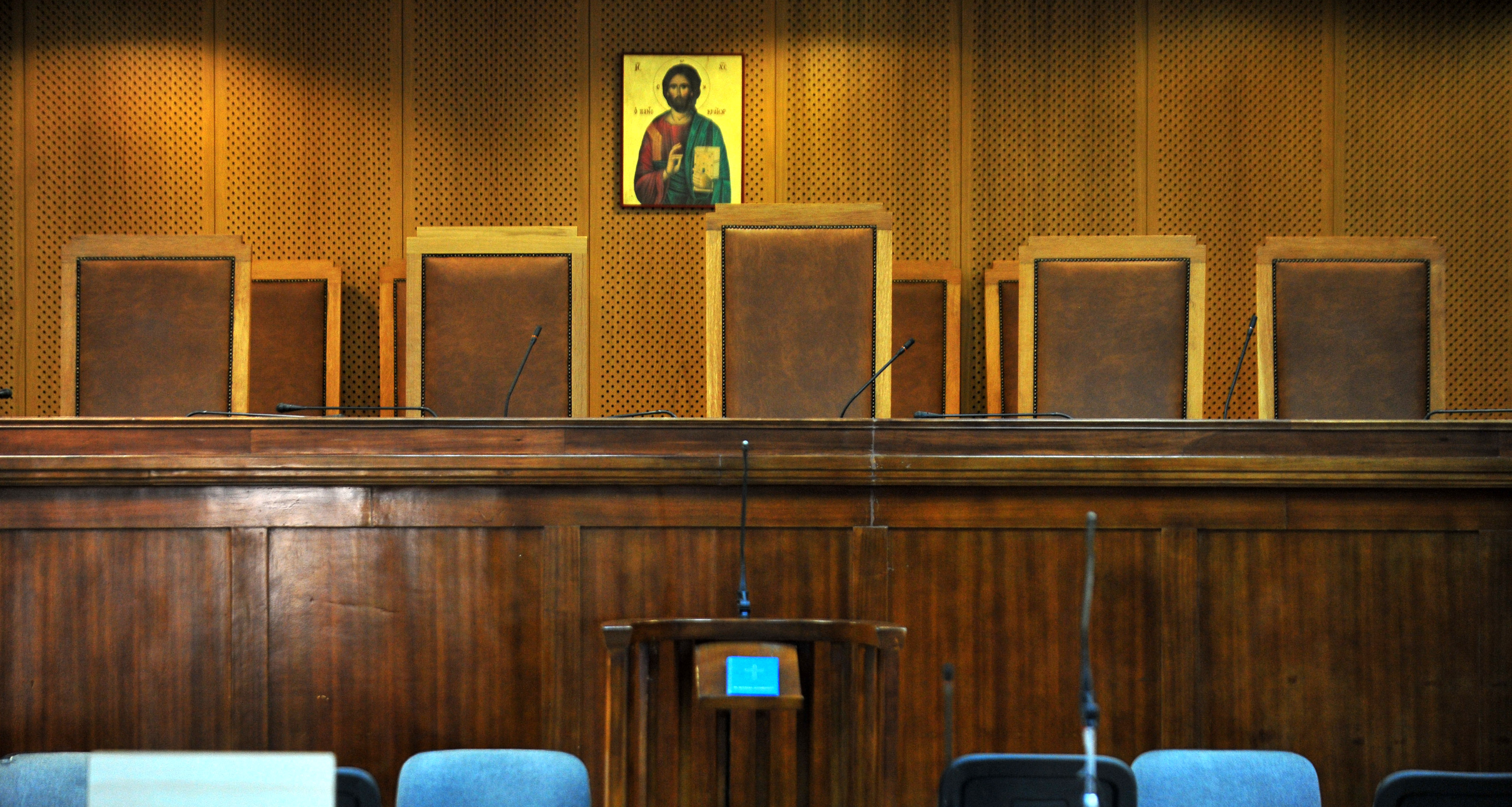 Οι θέσεις του προεδρείου