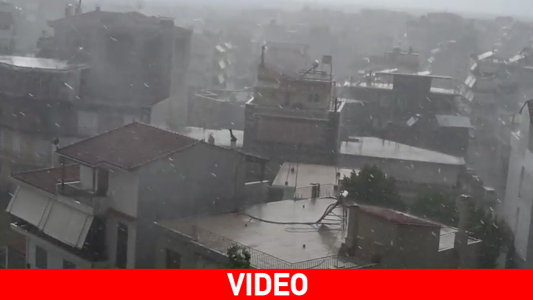 Άνοιξαν οι ουρανοί στο Αγρίνιο!