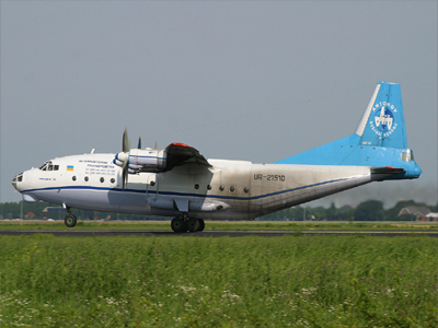 Καθηλωμένα στο έδαφος τα ρωσικά «Antonov 12» Καθηλωμένα στο έδαφος τα ρωσικά «Antonov 12»