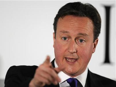 «Οι Έλληνες πρέπει να πάρουν την απόφαση»