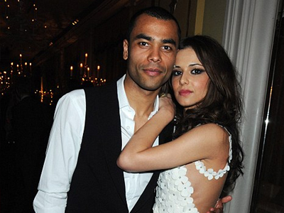 Δεν μπορεί να ξεκολλήσει…