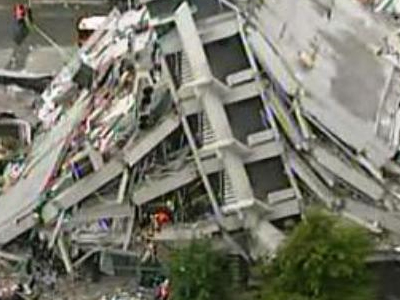 Μεγαλώνει κι άλλο ο αριθμός των θυμάτων από τον σεισμό