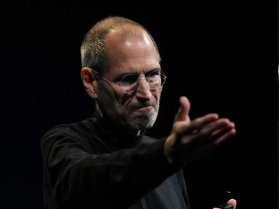 Στο φως τα αρχεία του FBI για τον Steve Jobs