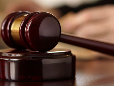 Αντιδράσεις δικηγόρων για τις αλλαγές στους πλειστηριασμούς και στις πολιτικές δίκες