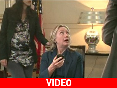 Η αντίδραση της Clinton στην είδηση της σύλληψης του Gaddafi