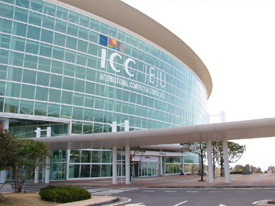 Ζητούν την έκδοση του Gaddafi