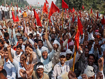 «Παραλύει» η Ινδία