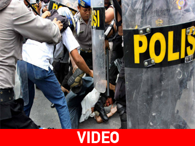 Βίαια επεισόδια στην Ινδονησία για τις τιμές των καυσίμων