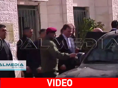 Παλαιστίνιοι πέταξαν αυγά στον Kαναδό ΥΠΕΞ