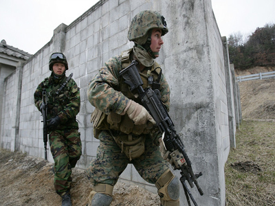 Ξεκίνησαν τα κοινά γυμνάσια Η.Π.Α.-Ν. Κορέας