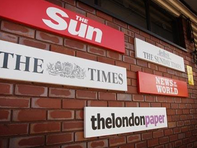 Έντονη κριτική στη «News International»