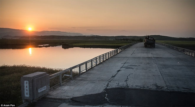 Ηλιοβασίλεμα στην εξοχή