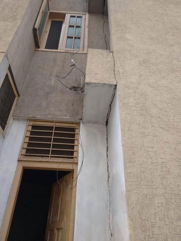 Πακιστάν: Ρωγμές σε κτήριο στην περιοχή Γκιλγκίτ Μπαλτιστάν