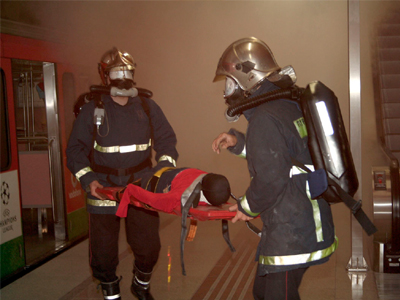 Άσκηση ετοιμότητας σε σταθμό του μετρό Άσκηση ετοιμότητας σε σταθμό του μετρό