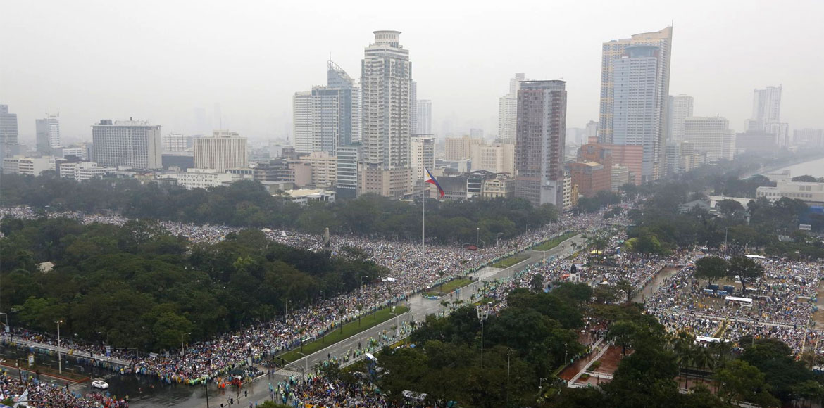 Μανίλα: Η μεγαλύτερη λειτουργία στην ιστορία