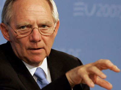 Σόιμπλε: Τα δεινά της Ελλάδας οφείλονται στις αποτυχίες της ηγεσίας