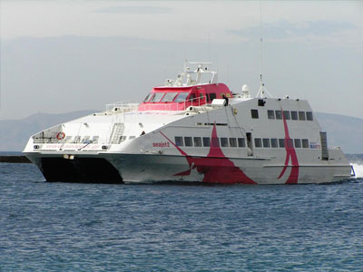 Από το κατάστρωμα στο… νοσοκομείο