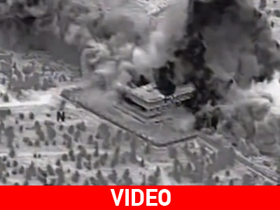 Νέες εικόνες από τις αεροπορικές επιδρομές κατά τζιχαντιστών στη Συρία