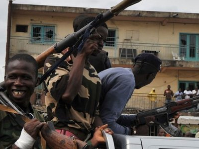 Αυξάνουν την πίεση οι δυνάμεις του Ouattara