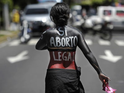 Στροφή 180ο σε υπόθεση άμβλωσης στο Ελ Σαλβαδόρ Στροφή 180ο σε υπόθεση άμβλωσης στο Ελ Σαλβαδόρ