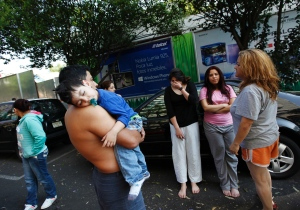 Πόλη του Μεξικού: Κάτοικοι παραμένουν στους δρόμους