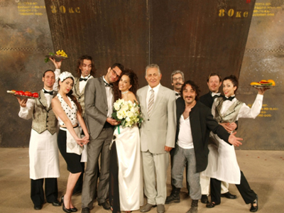 «Υπηρέτης δύο αφεντάδων»