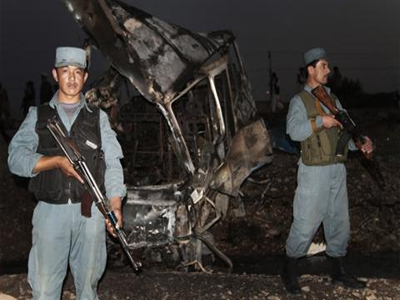 Πολύνεκρη επίθεση σε λεωφορείο στην Καμπούλ