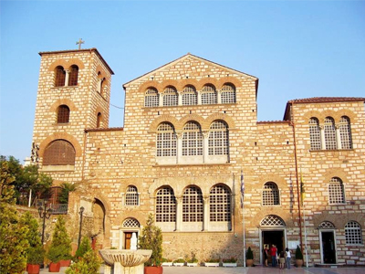 Γιορτάζει σήμερα ο πολιούχος της Θεσσαλονίκης – Λίγα λόγια για τον Ιερό Ναό του Αγ. Δημητρίου