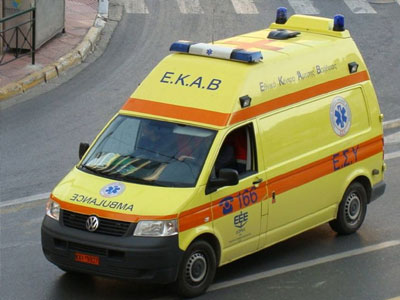 Σύγκρουση λεωφορείου με μηχανή στην Κέρκυρα