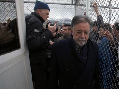 Γ. Πανούσης: «Θα δώσουμε δουλειά στους μετανάστες των Κέντρων Κράτησης»