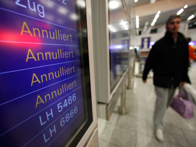 Γερμανία: Προβλήματα στις αερομεταφορές λόγω απεργίας