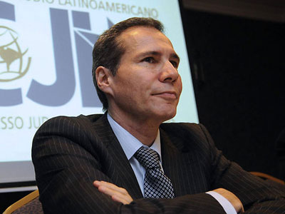 Αργεντινή: Κηδεύεται ο εισαγγελέας Νίσμαν – Νέα στοιχεία για τις συνθήκες θανάτου του