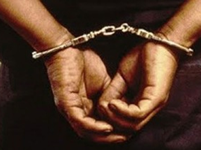 Εκβίαζε συγγενείς ομοεθνή του